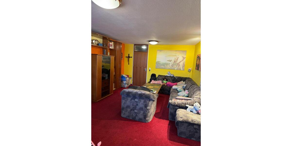 Etagenwohnung Sindelfingen Eichholz - 4.5 Zimmer, 110 m&sup2;, 340.000&euro; | Angebot:24561136