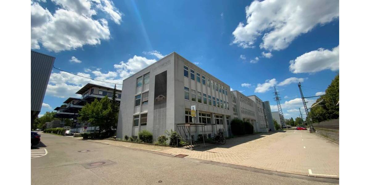 Gewerbeobjekt Sindelfingen Mitte - 6 Zimmer, 2.400&euro; | Angebot:25780763