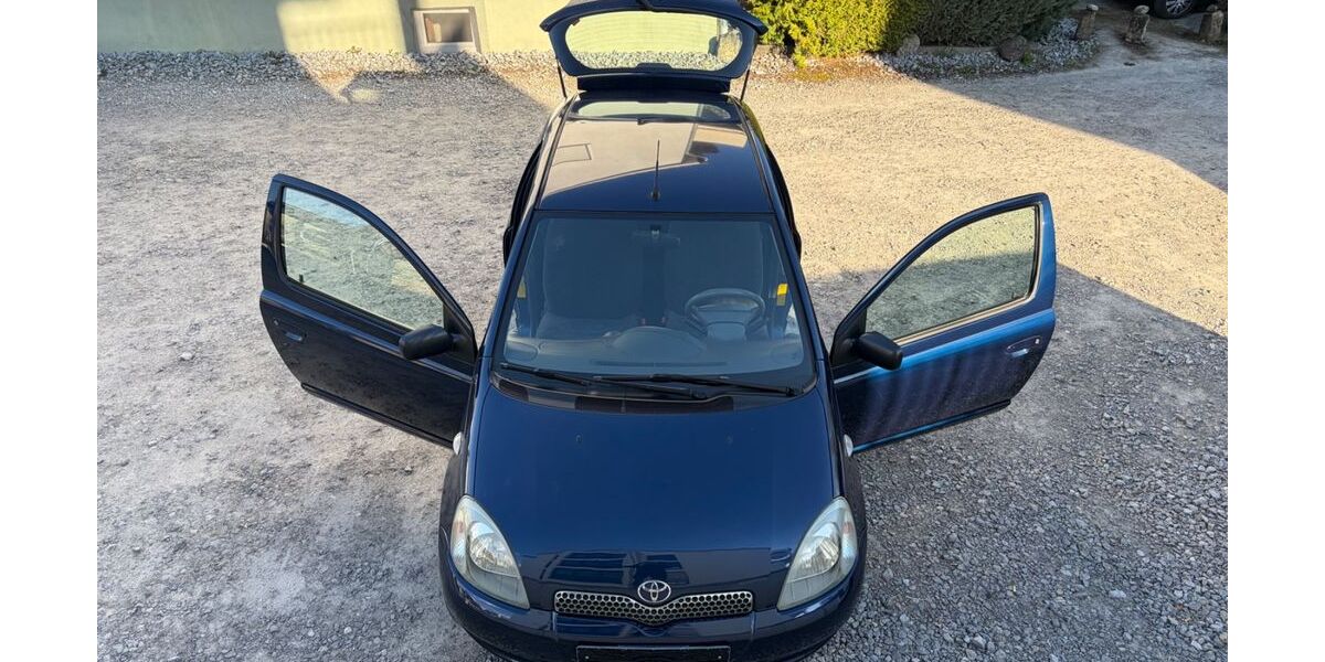 Toyota Yaris 156.539 km 2.490 &euro; Böblingen 71032