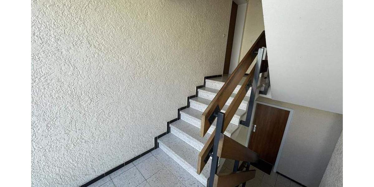 Etagenwohnung Ludwigsburg Eglosheim - 3 Zimmer, 74 m&sup2;, 280.000&euro; | Angebot:25707734