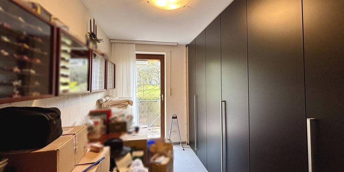 Reihenmittelhaus Stuttgart Hofen - 5 Zimmer, 130 m&sup2;, 520.000&euro; | Angebot:25909036