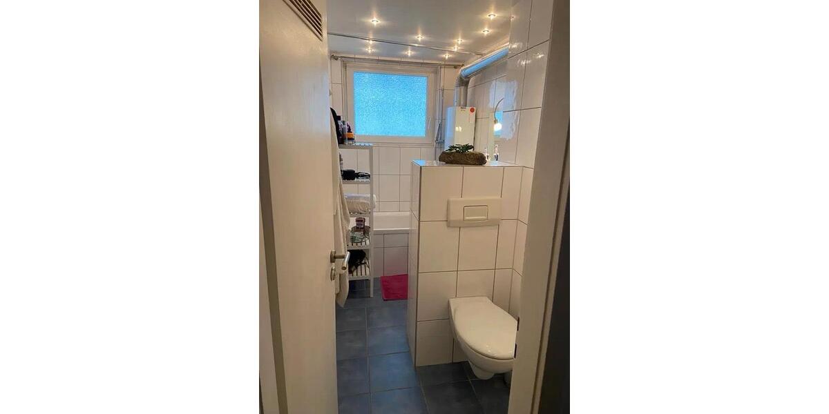 Dachgeschoßwohnung Stuttgart Stuttgart-Ost - 2 Zimmer, 50 m&sup2;, 920&euro; | Angebot:25794094