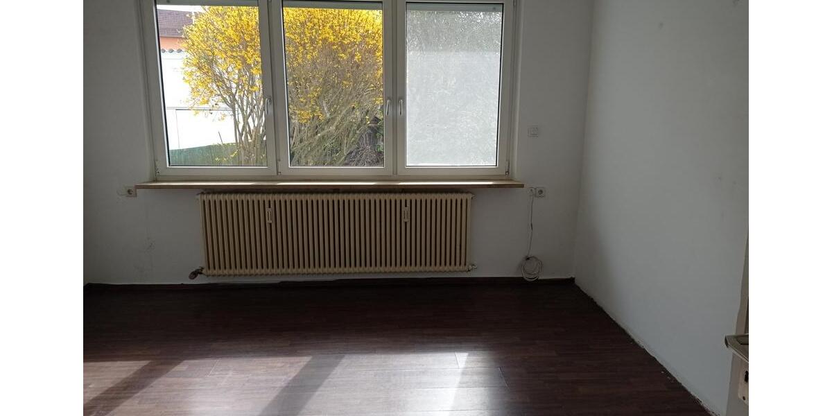 Erdgeschoßwohnung Schönaich - 3.5 Zimmer, 84 m&sup2;, 810&euro; | Angebot:25961957