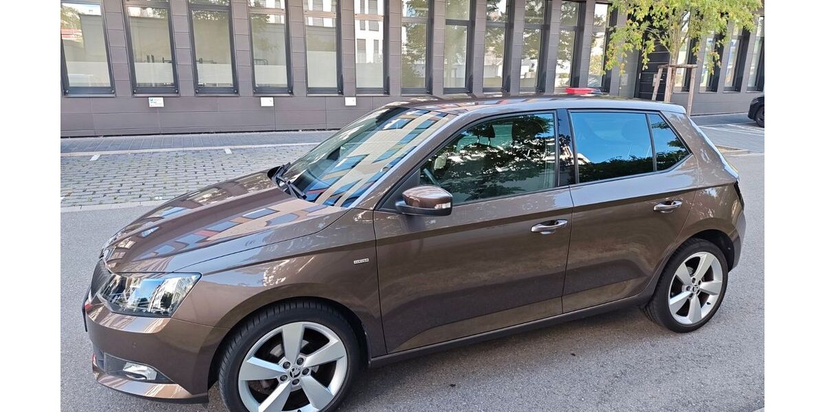 Skoda Fabia 27.000 km 11.290 &euro; Stuttgart 70565