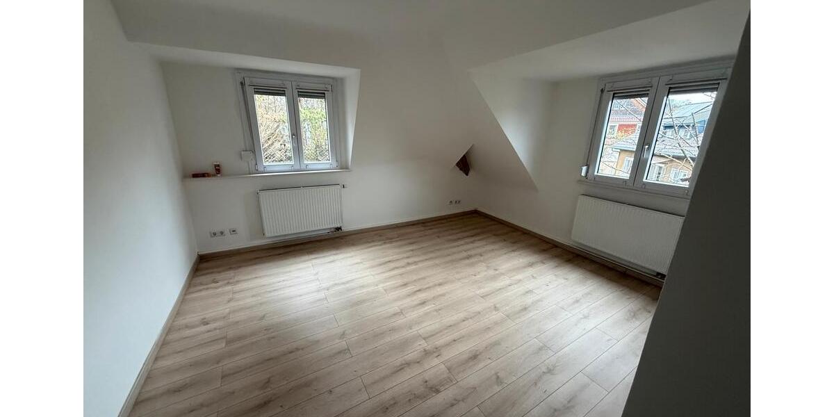 Dachgeschoßwohnung Stuttgart Stuttgart-Nord - 2.5 Zimmer, 52 m&sup2;, 1.050&euro; | Angebot:25760657
