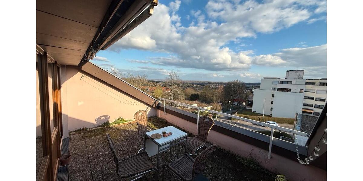 Dachgeschoßwohnung Schönaich - 3.5 Zimmer, 78 m&sup2;, 949&euro; | Angebot:26036237