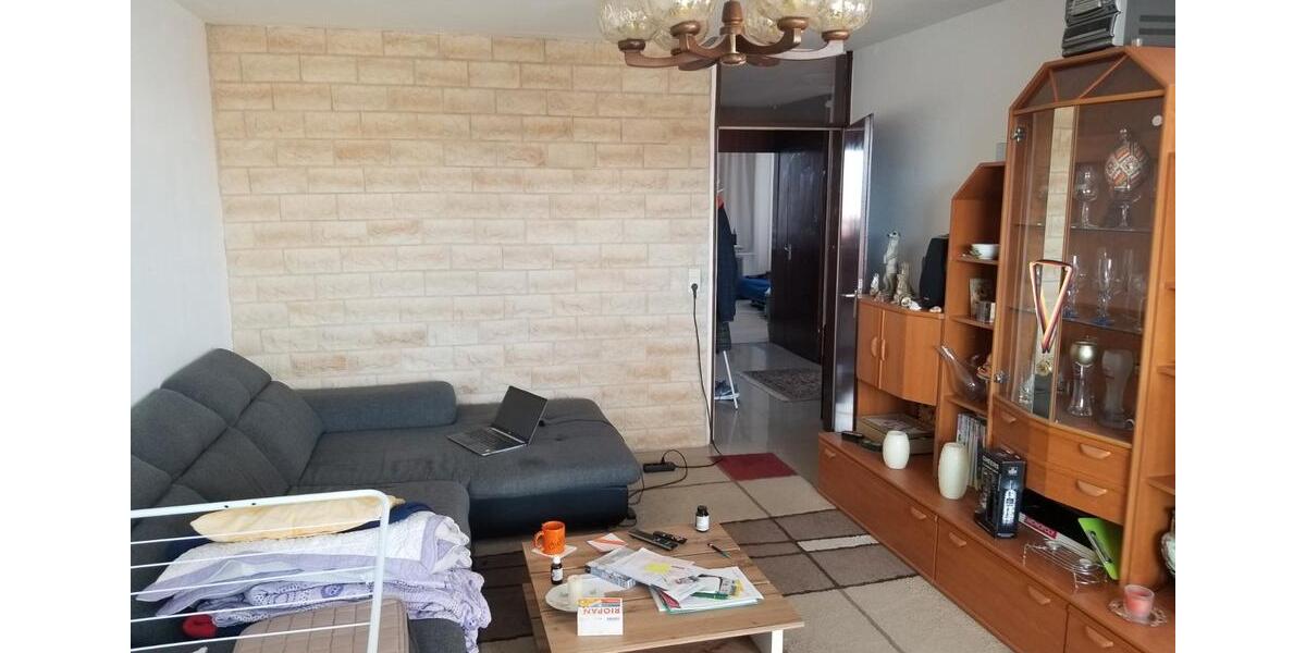 Etagenwohnung Leonberg - 3 Zimmer, 82 m&sup2;, 250.000&euro; | Angebot:25992121