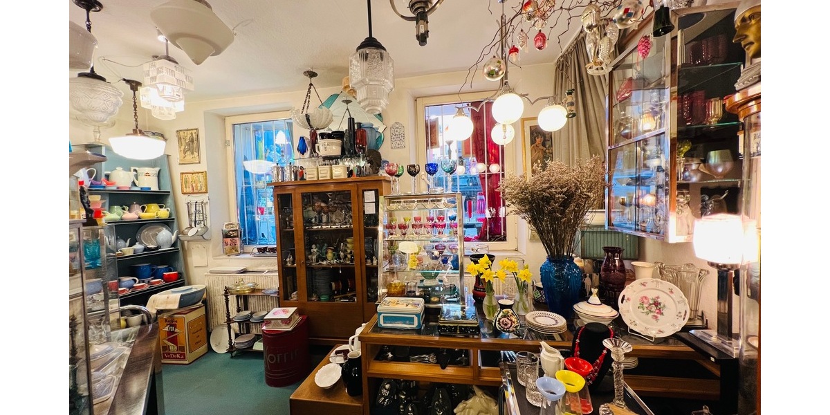 Renditestarke Kapitalanlage in Stuttgart-West: Gewerbeeinheit mit großem Gewölbekeller - Gewerbeobjekt Stuttgart-West West | Angebot:25546918