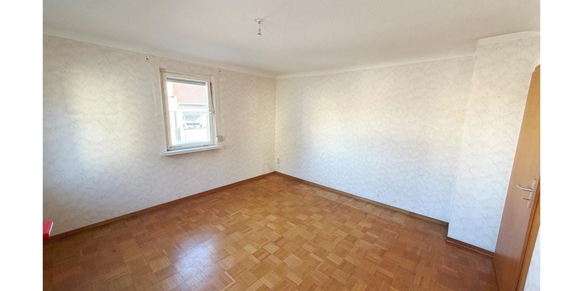 Ihr Projekt mit Zukunft: Zweifamilienhaus auf 648 m² Grundstück in Albershausen - Zweifamilienhaus Albershausen | Angebot:25920441