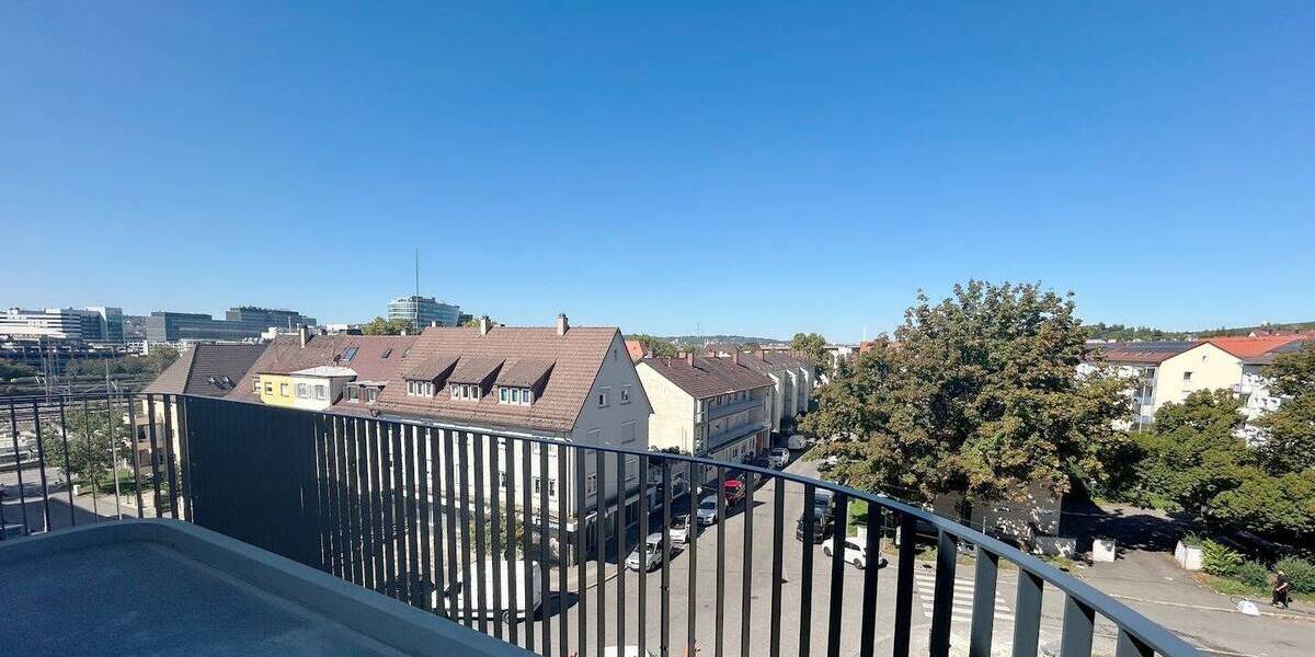 Etagenwohnung Stuttgart Untertürkheim - 3 Zimmer, 108 m&sup2;, 1.790&euro; | Angebot:25672146