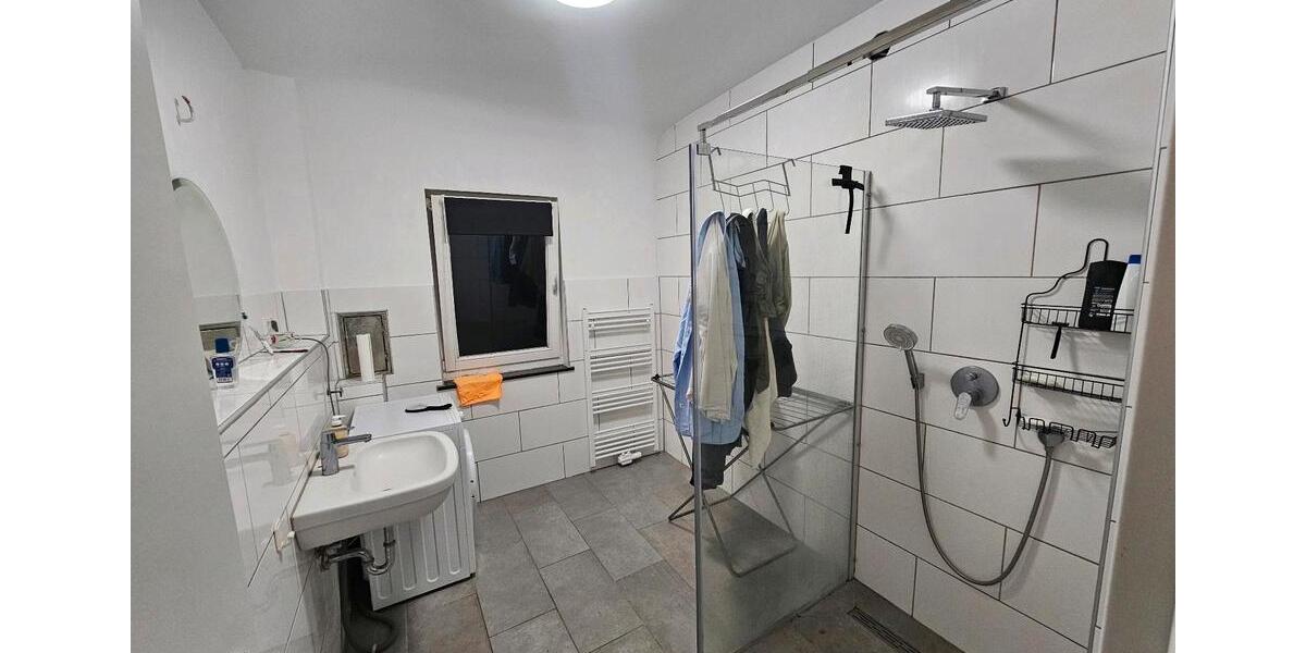 Einfamilienhaus Esslingen am Neckar Oberesslingen - 2 Zimmer, 63 m&sup2;, 1.200&euro; | Angebot:25300203