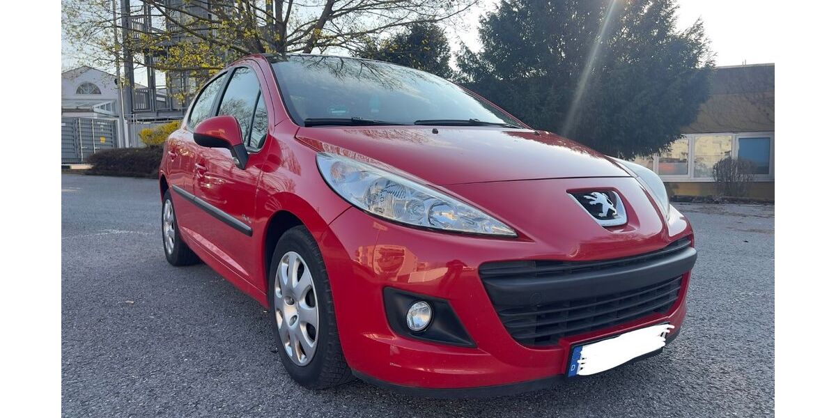Peugeot 207 112.000 km 3.350 &euro; Albstadt 72458