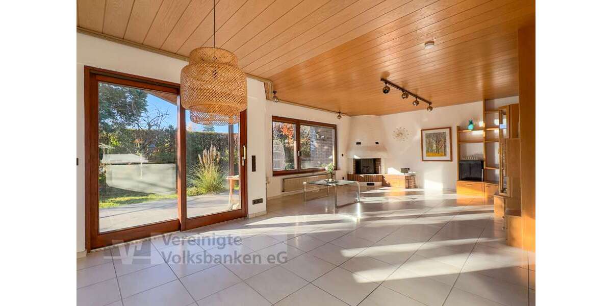 Einfamilienhaus Böblingen - 6.5 Zimmer, 192 m&sup2;, 835.000&euro; | Angebot:23721045