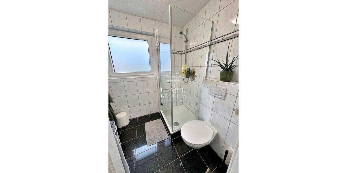 Einfamilienhaus Böblingen - 8 Zimmer, 153 m&sup2;, 629.000&euro; | Angebot:25824460