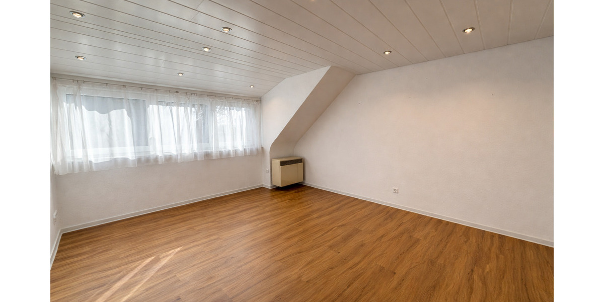 Mehrfamilienhaus, Wohnhaus Stuttgart Degerloch - 8 Zimmer, 181 m&sup2;, 778.000&euro; | Angebot:25836698