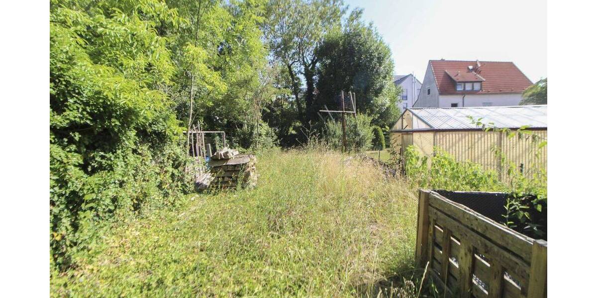 Doppelhaushälfte Stuttgart Weilimdorf - 7 Zimmer, 170 m&sup2;, 485.000&euro; | Angebot:26080889