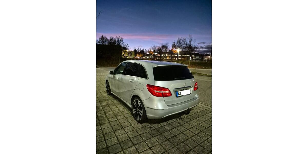Mercedes-Benz B 180 160.000 km 9.500 &euro; Kornwestheim 70806