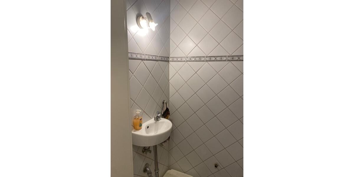 Etagenwohnung Kornwestheim - 2 Zimmer, 79 m&sup2;, 1.290&euro; | Angebot:25451984