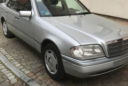 Mercedes-Benz C 280 83.000 km 8.800 &euro; Esslingen 73730