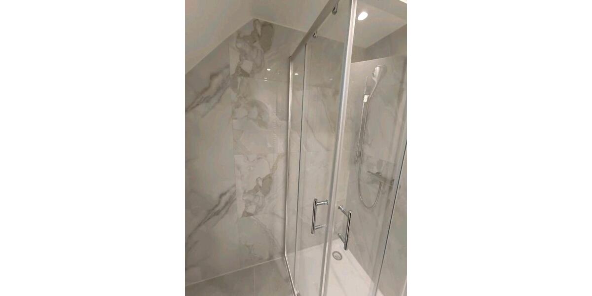 Dachgeschoßwohnung Ebersbach an der Fils - 2.5 Zimmer, 62 m&sup2;, 820&euro; | Angebot:26035434