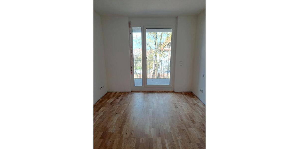 Etagenwohnung Kirchheim unter Teck - 3 Zimmer, 80 m&sup2;, 1.350&euro; | Angebot:25960855