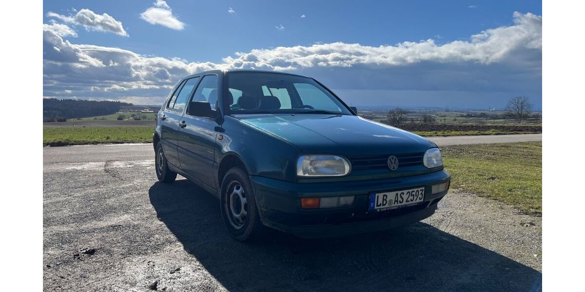 VW Golf 189.000 km 800 &euro; Erdmannhausen 71729