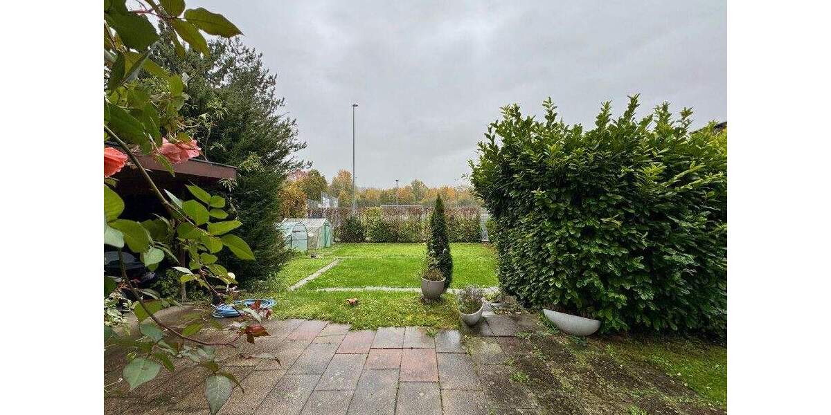 Mehrfamilienhaus, Wohnhaus Remseck am Neckar / Aldingen am Neckar Aldingen - 9 Zimmer, 225 m&sup2;, 778.000&euro; | Angebot:25695921