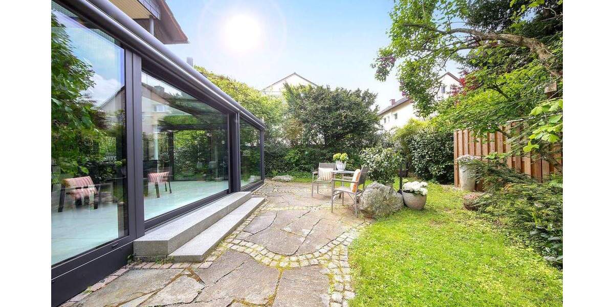 Einfamilienhaus Böblingen - 8 Zimmer, 206 m&sup2;, 949.000&euro; | Angebot:25896630