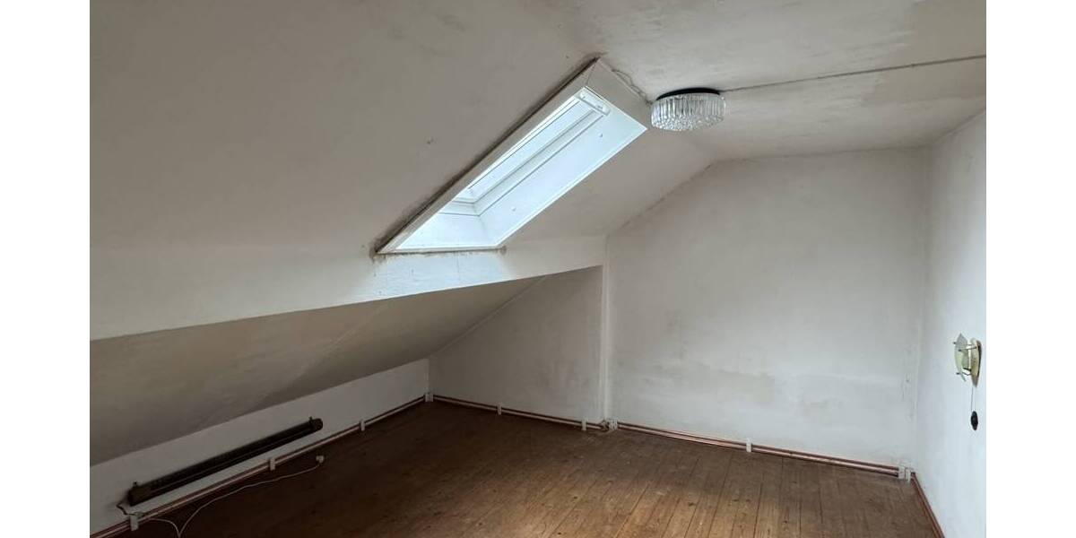 Reihenmittelhaus Stuttgart / Degerloch Hoffeld - 6 Zimmer, 135 m&sup2;, 650.000&euro; | Angebot:26596457