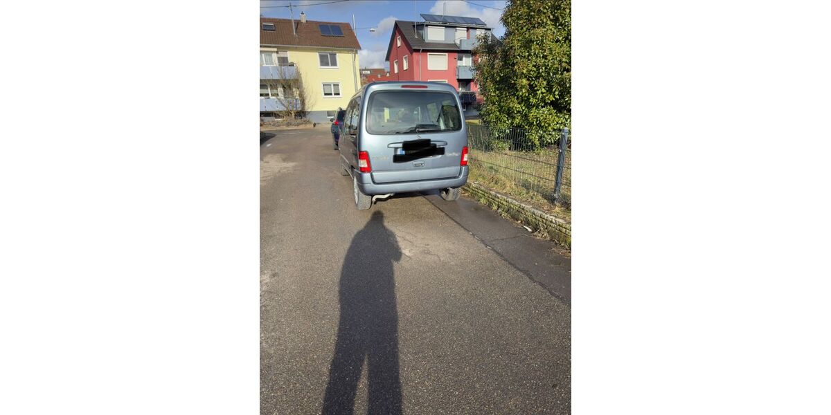 Citroen Berlingo 149.000 km 1.700 &euro; Leutenbach 71397