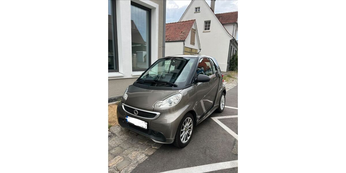 Smart ForTwo 131.000 km 5.350 &euro; Asperg 71679