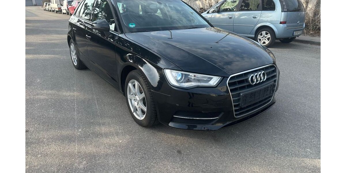Audi A3 145.000 km 9.799 &euro; Möglingen/Ludwigsburg 71696