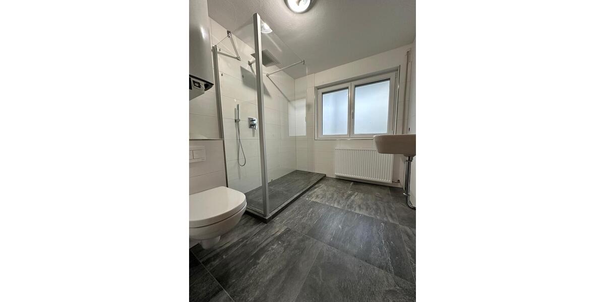 Erdgeschoßwohnung Uhingen - 3 Zimmer, 75 m&sup2;, 1.100&euro; | Angebot:25719329