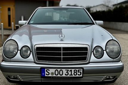 Mercedes-Benz E 230 161.500 km 1.600 &euro; Leonberg 71229