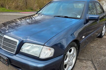 Mercedes-Benz C 180 202.000 km 2.950 &euro; Ludwigsburg 71642