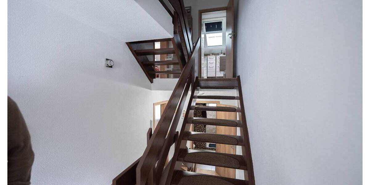 Reihenmittelhaus Stuttgart Rohracker - 5 Zimmer, 125 m&sup2;, 699.000&euro; | Angebot:26702900