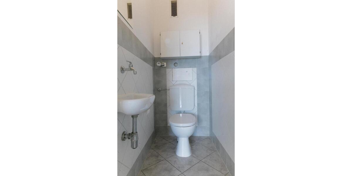 Etagenwohnung Leonberg - 3.5 Zimmer, 87 m&sup2;, 249.000&euro; | Angebot:23448959