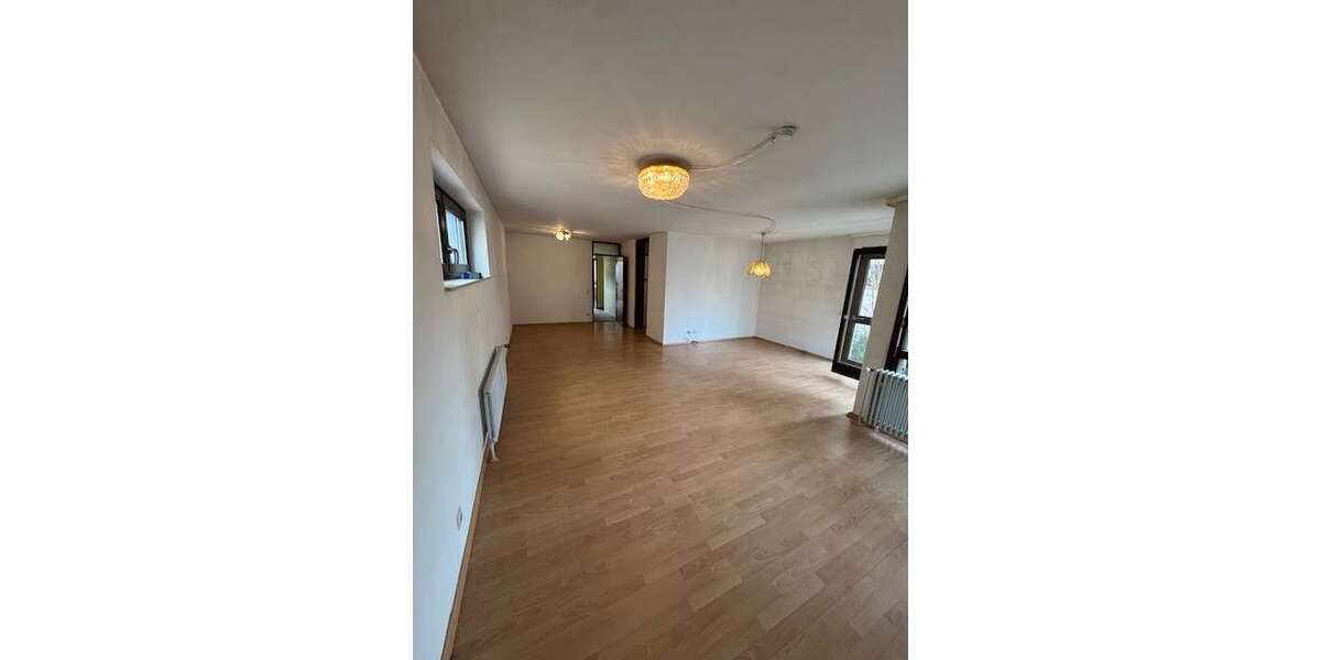 Etagenwohnung Schwieberdingen - 3 Zimmer, 94 m&sup2;, 250.000&euro; | Angebot:25993042