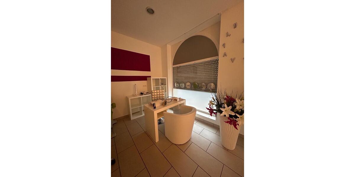 Gewerbeobjekt Fellbach - 1.200&euro; | Angebot:25112280