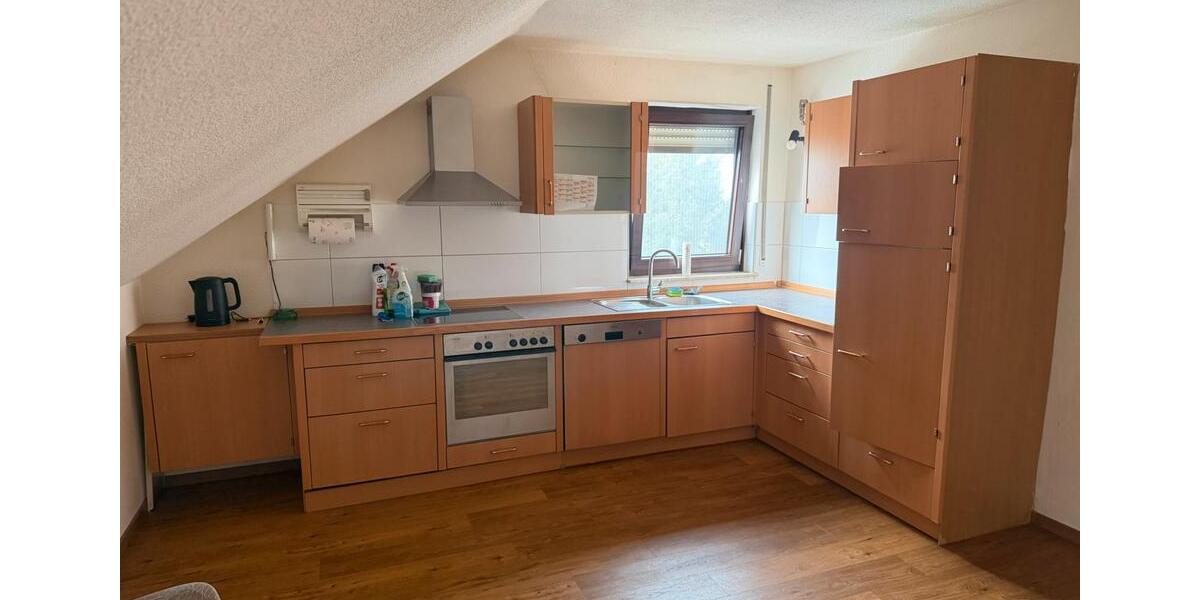 Etagenwohnung Kirchheim unter Teck - 4 Zimmer, 110 m&sup2;, 1.400&euro; | Angebot:25843405