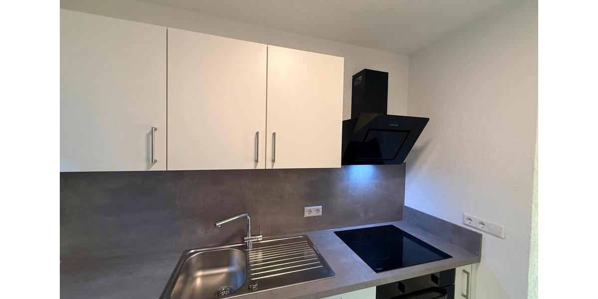 Etagenwohnung Ludwigsburg Hoheneck - 3 Zimmer, 75 m&sup2;, 600&euro; | Angebot:25342638
