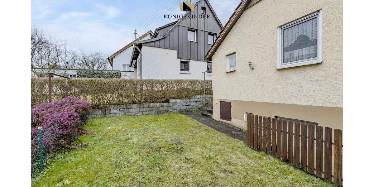 Einfamilienhaus Backnang - 6 Zimmer, 107 m&sup2;, 399.000&euro; | Angebot:25730879