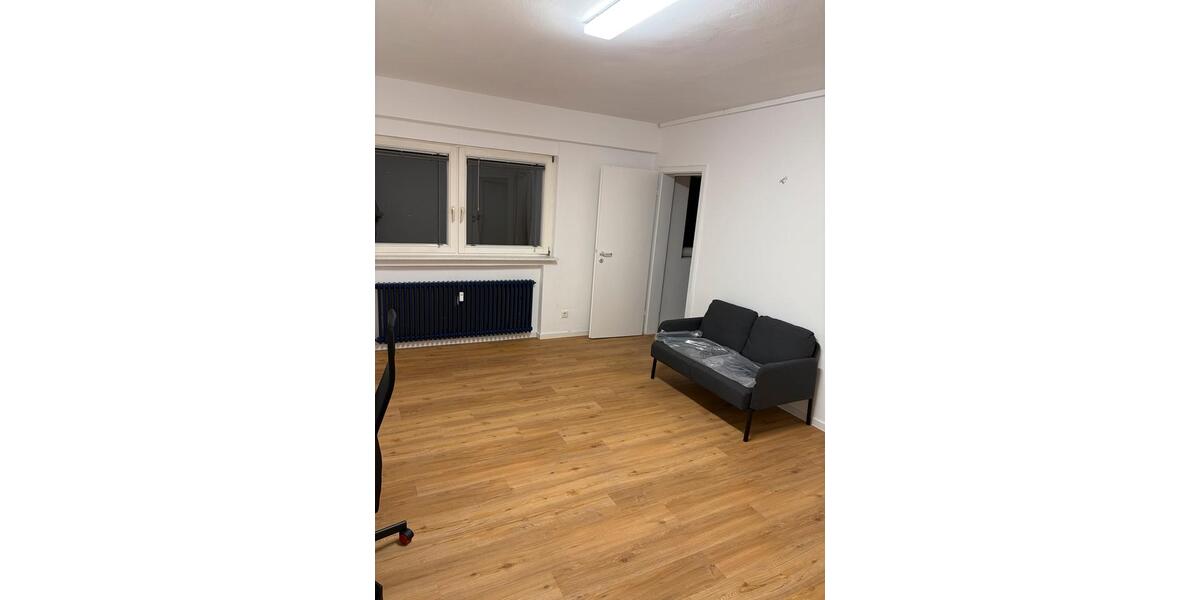 Etagenwohnung Stuttgart Mühlhausen - 1 Zimmer, 32 m&sup2;, 850&euro; | Angebot:25105291