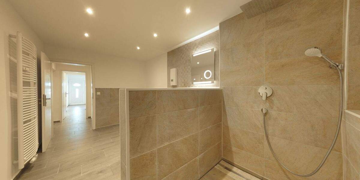 Etagenwohnung Ludwigsburg West - 3 Zimmer, 94 m&sup2;, 309.000&euro; | Angebot:25706141