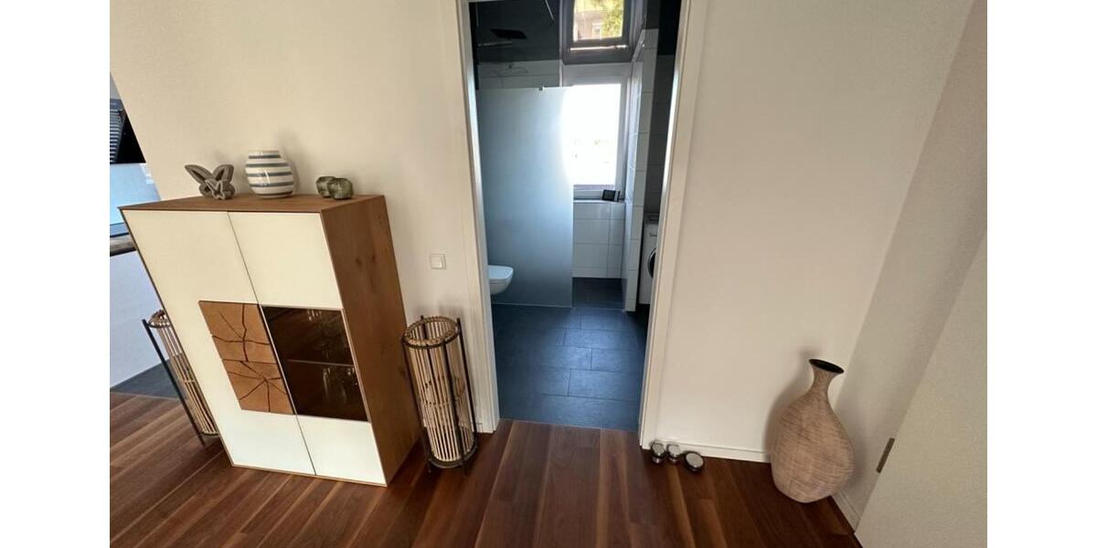 Einfamilienhaus Stuttgart Luginsland - 3 Zimmer, 83 m&sup2;, 1.700&euro; | Angebot:24804731