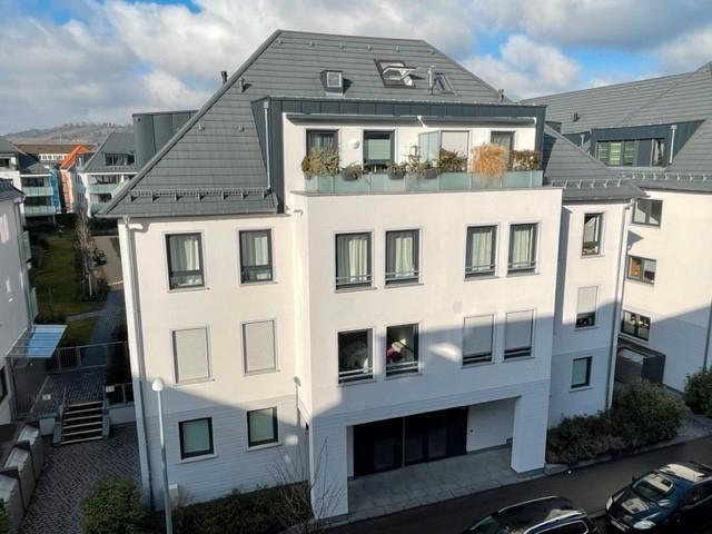 Dachgeschoßwohnung Esslingen am Neckar Oberesslingen - 2 Zimmer, 60 m&sup2;, 906&euro; | Angebot:26366166