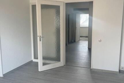 Wohnung Göppingen - 2 Zimmer, 60 m&sup2;, 500&euro; | Angebot:25942969