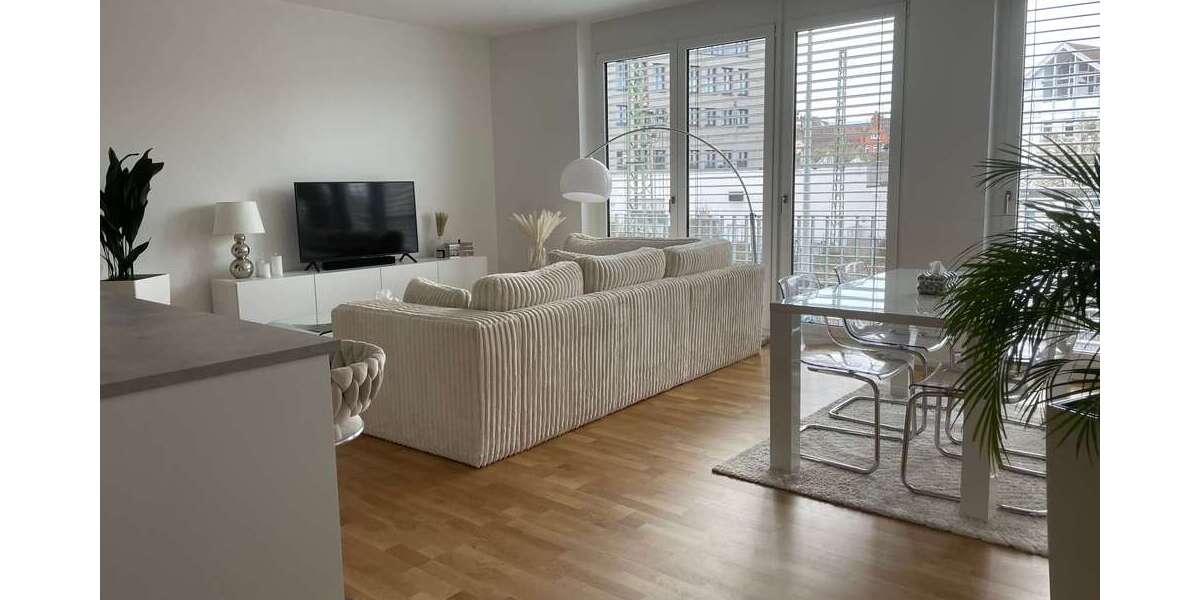 Etagenwohnung Schorndorf - 2 Zimmer, 82 m&sup2;, 1.150&euro; | Angebot:25627945