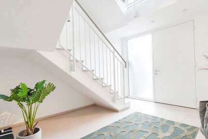 Haus Böblingen - 4.5 Zimmer, 137 m&sup2;, 839.000&euro; | Angebot:24794959