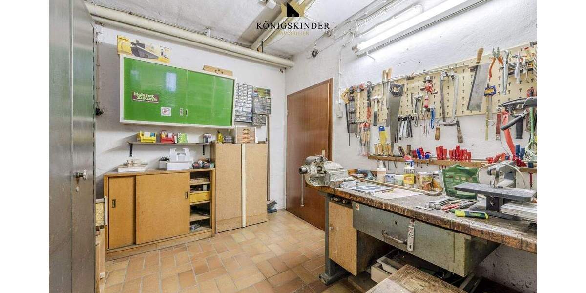 Mehrfamilienhaus, Wohnhaus Reichenbach an der Fils - 7 Zimmer, 141 m&sup2;, 399.000&euro; | Angebot:25671730